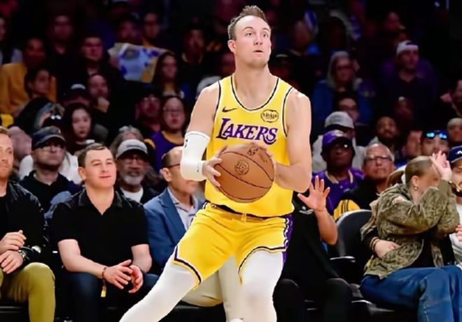 湖人收官战力拼西部前三 肯纳德神射成关键