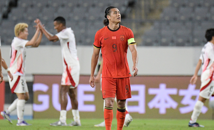 中国男足备战2027亚洲杯迎四国热身赛 归化球员或